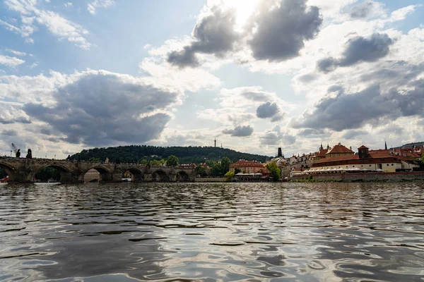 Çek Cumhuriyeti 'nde Charles Bridge Prag. — Stok fotoğraf