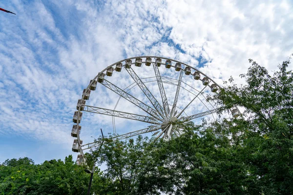 Будапешт Eye на площади Fabsquare, Венгрия . — стоковое фото