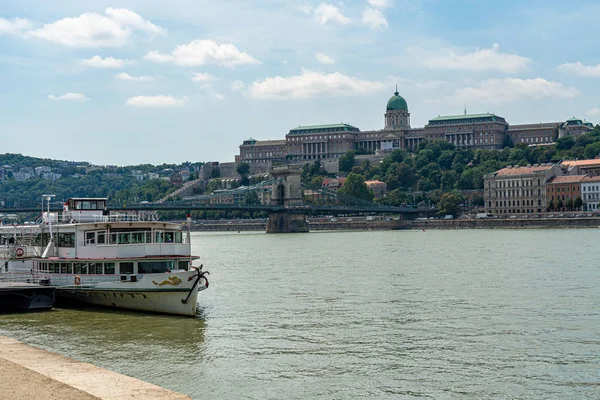 Buda slott Kungliga slottet i Budapest, Ungern. — Stockfoto