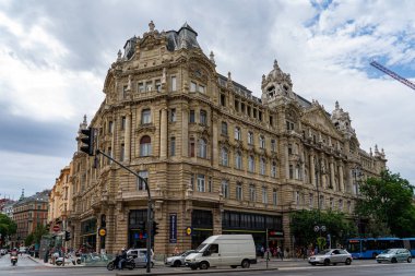 Budapeşte, Macaristan 'da eski Pest caddesi inşaatı.