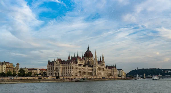 Budynek parlamentu w Budapest, Węgry. — Zdjęcie stockowe