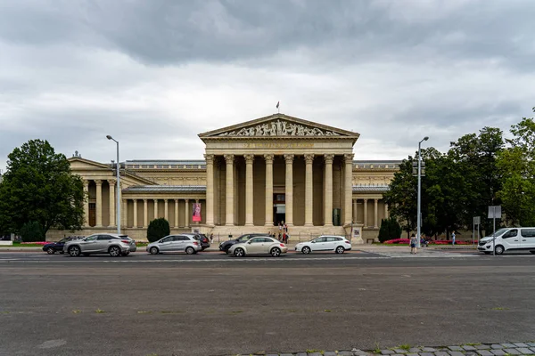 Музей изящных искусств в Будапеште, Венгрия . — стоковое фото
