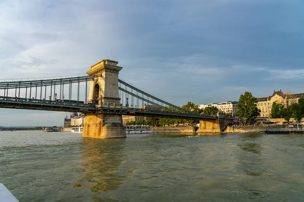 Szechenyi 체인 다리 부다페스트, 헝가리. — 스톡 사진