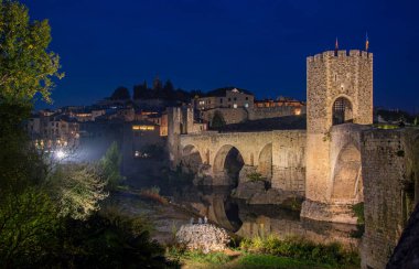 Girona 'daki Besalu ortaçağ köyü, Katalonya, İspanya