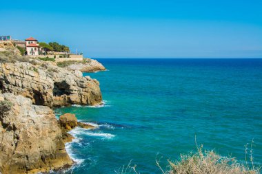 Katalonya, İspanya 'daki tarihi Sitges plajı