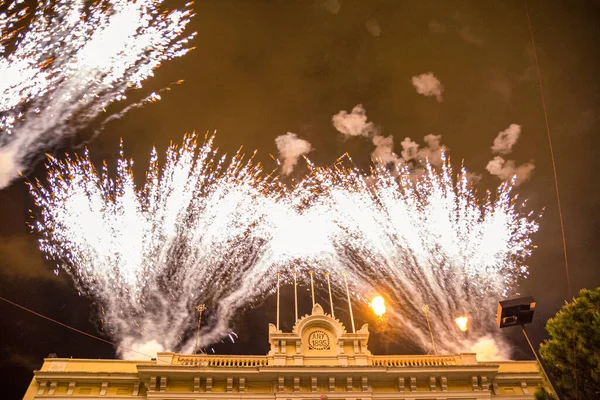 Feuerwerk Beim Festes Primavera Hospitalet Llobregat Katalonien Spanien — Stockfoto