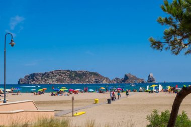 Girona 'daki Estartit plajı, Katalonya, İspanya