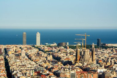 Barcelona şehrinin panoramik ufuk çizgisi görüntüsü, Katalonya, İspanya