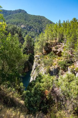 İspanya Castellon 'da termal suyu olan Montanejos Nehri