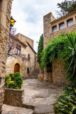 Girona, Katalonya, İspanya 'daki Eski Dostlar Kasabası