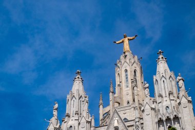 Barcelona, Katalonya, İspanya 'daki Tibidabo tema parkı dağı