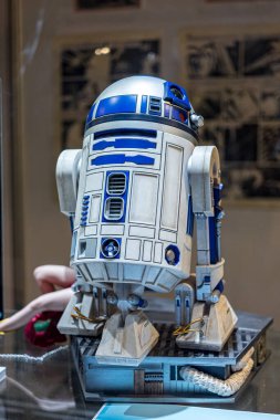 Ocak 2017: R2D2 La Farga Sergisi, Hospital, Catalonia, İspanya.