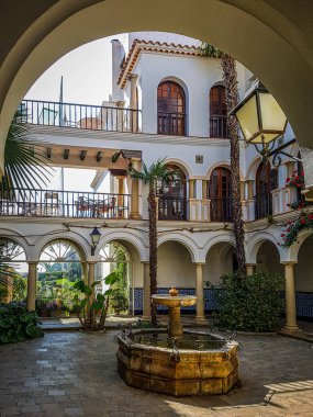 Tarragona 'daki Roc de Sant Gaieta köyü, Katalonya, İspanya