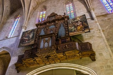 Tarragona 'daki Montblanc köyündeki kilise, Katalonya, İspanya