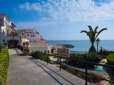 Tarragona 'daki Roc de Sant Gaieta köyü, Katalonya, İspanya