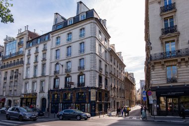 Paris caddesi merkezi, Fransa