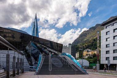 Escaldes 'de termal balne, Andorra la Vella