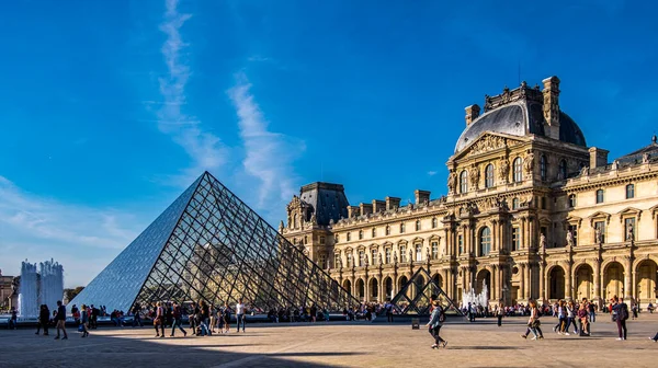 Palais Louvre Parigi Francia — Foto Stock