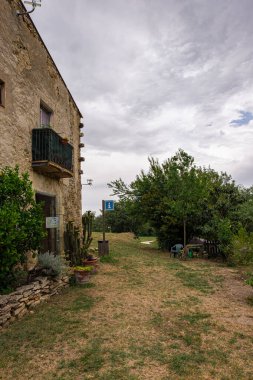 Santa Maria de Porqueres Romanik Kilisesi Banyoles Gölü, Katalonya, İspanya