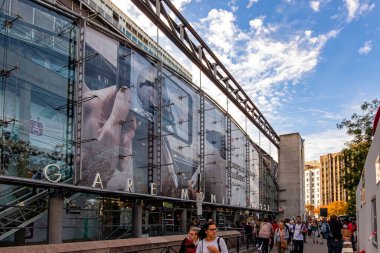 Paris, Fransa 'daki Gare Montparnasse tren istasyonu.