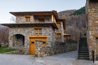 İspanya 'nın Gerona kentindeki Ortaçağ Köprüsü