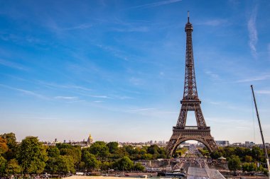 Paris, Fransa 'daki Jardins du Trocadero' dan Eyfel Kulesi.