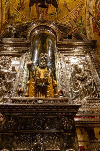 Moreneta Virgem Mosteiro Montserrat Montanha Barcelona Catalunha — Fotografia de Stock