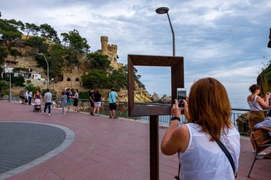 Katalonya 'nın Costa Brava' sındaki Lloret de Mar plajı, İspanya