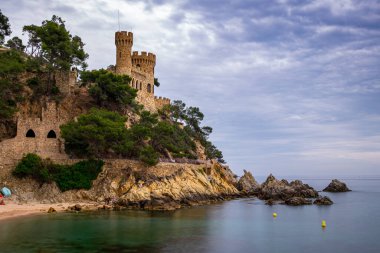 Katalonya 'nın Costa Brava' sındaki Lloret de Mar plajı, İspanya