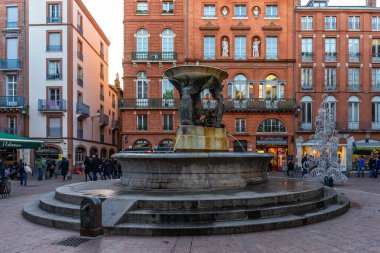Toulouse, Fransa 'da Trinite Meydanı.