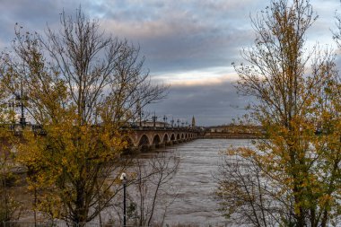 Bordeaux, Fransa 'da Pont de Pierre.