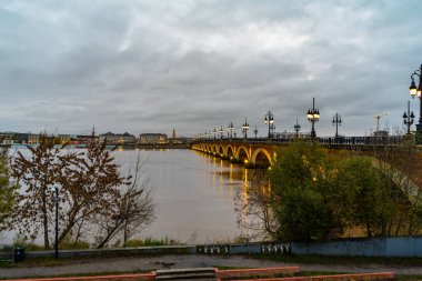 Bordeaux, Fransa 'da Pont de Pierre.