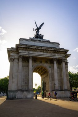 Wellington, İngiltere, Londra 'daki Duke anısına dikildi..