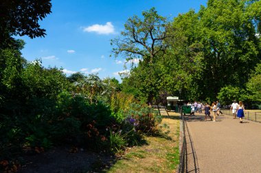 Londra, İngiltere 'deki St. James Parkı.