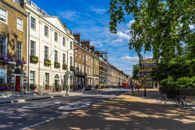 Londra caddesi tipik binası, İngiltere, İngiltere.