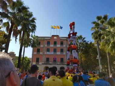 Castellers, Katalonya insan kulesi Castelldefels, İspanya geleneği.