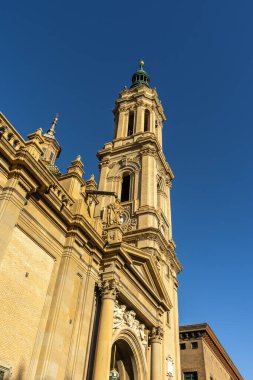 İspanya, Zaragoza 'daki Basilica de Nuestra Senora del Pilar Katedrali.
