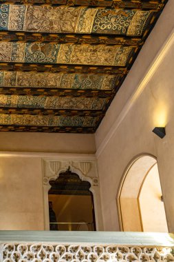 Palacio Aljaferia, İspanya 'nın Zaragoza kentindeki ortaçağ İslam sarayı..