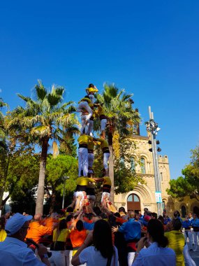 Castellers, Katalonya insan kulesi Castelldefels, İspanya geleneği.