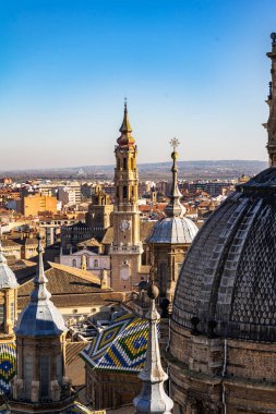 İspanya, Zaragoza 'daki Basilica de Nuestra Senora del Pilar Katedrali.