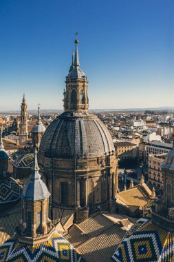 İspanya, Zaragoza 'daki Basilica de Nuestra Senora del Pilar Katedrali.