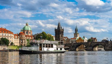 Çek Cumhuriyeti 'nde Charles Bridge Prag