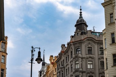 Çek Cumhuriyeti'nde Prag'ın mimari ve şehir manzarası caddesi