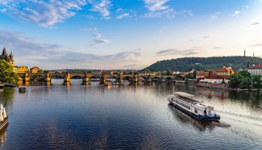Çek Cumhuriyeti 'nde Charles Bridge Prag