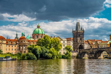 Çek Cumhuriyeti 'nde Charles Bridge Prag