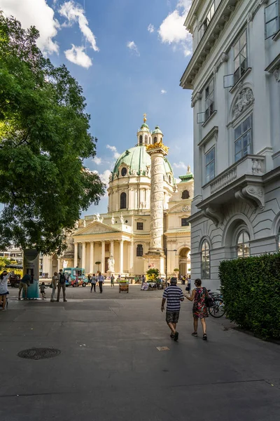 Avusturya Viyana Daki Karlskirche Kilisesi — Stok fotoğraf