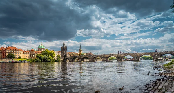 Charles Bridge Prága Itt Cseh Köztársaság — Stock Fotó
