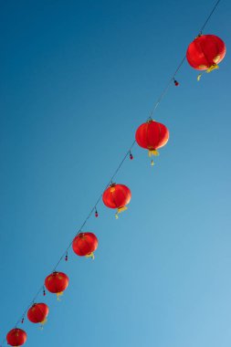 Çin fenerler asılı
