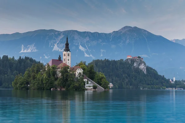 Kerk op Lake Bled — Stockfoto