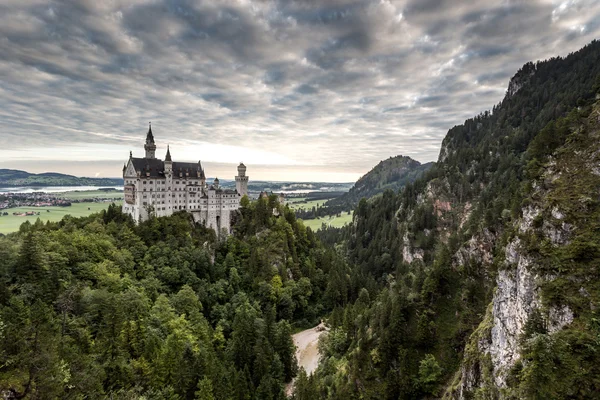 Hrad Neuschwanstein v Německu — Stock fotografie